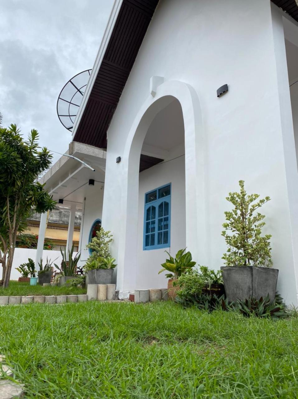 B2 Hotel Savannakhet Exterior foto