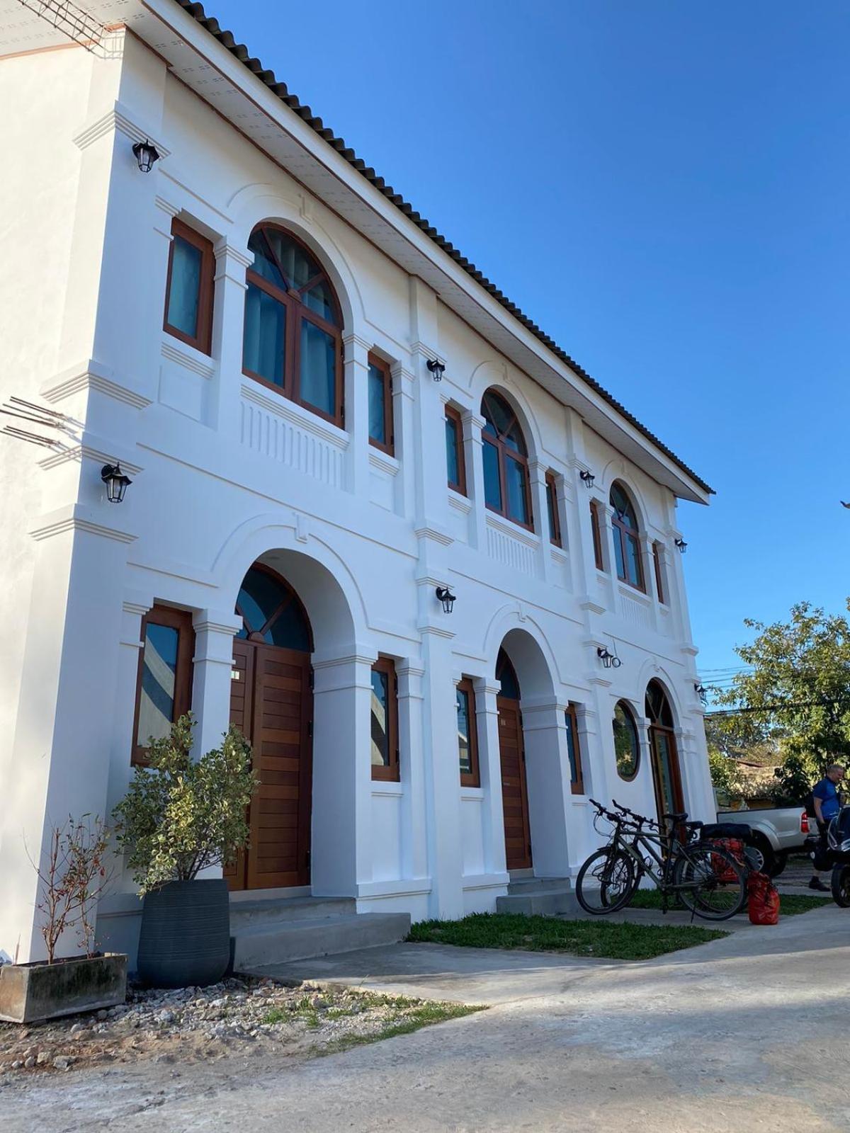 B2 Hotel Savannakhet Exterior foto